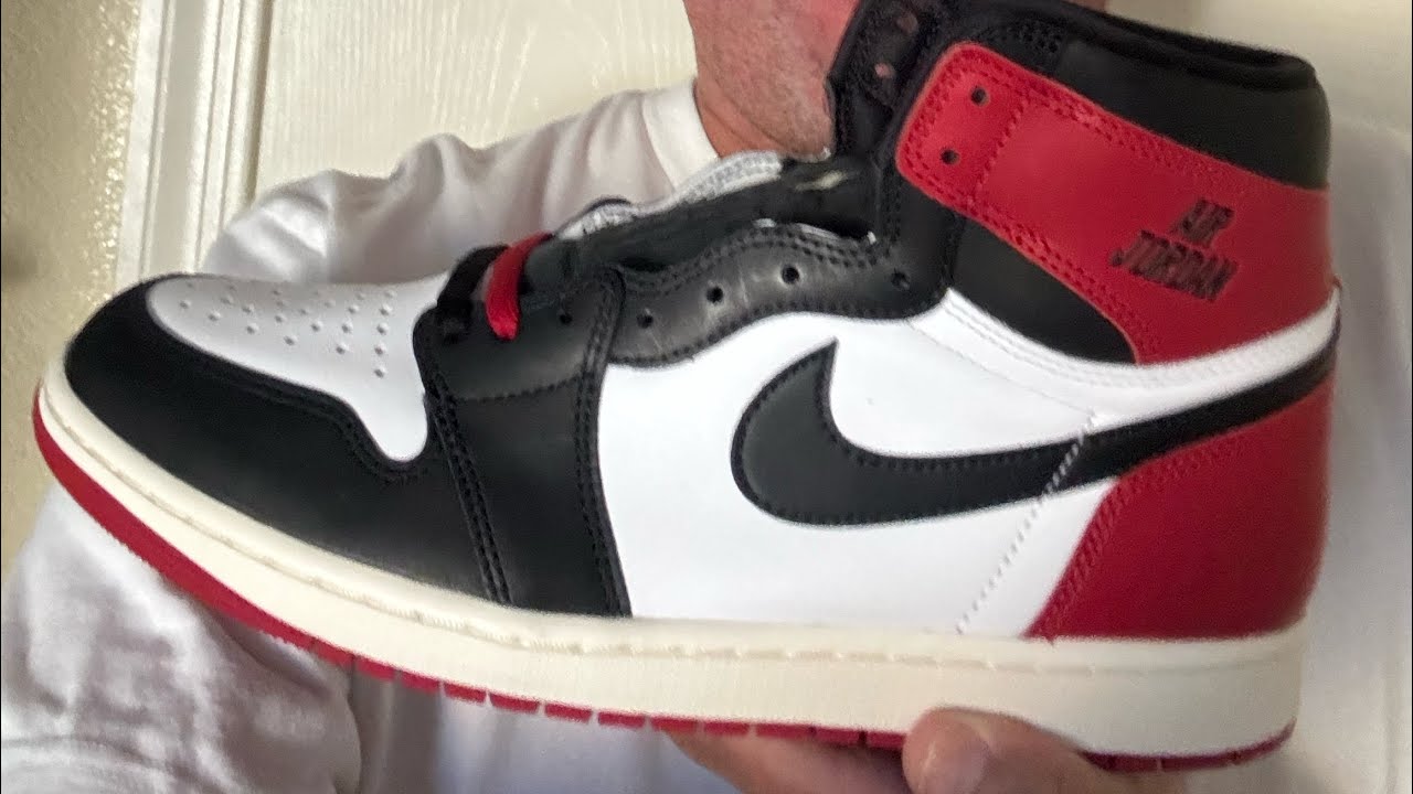 AIR JORDAN 1 HIGH REIMAGINE BLACK TOES
