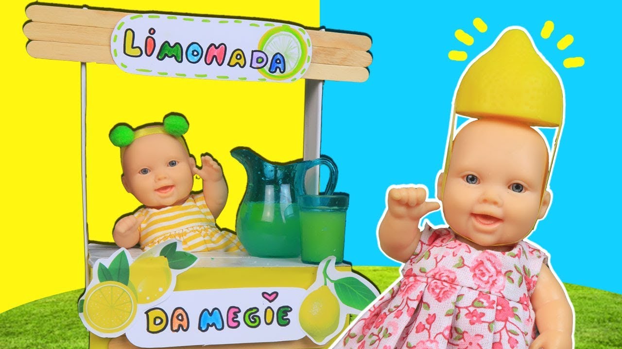 A BARRACA DE LIMONADA DA MEGIE! - Lilly Doll