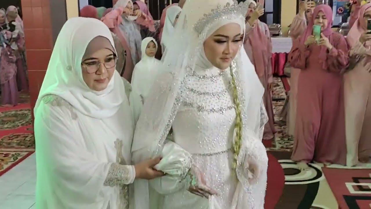 AKAD NIKAH NUN ADENG DAN NING TATIN PESANTREN ZAINUL HASAN GENGGONG