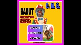 Badut hipnotis cewek cantik