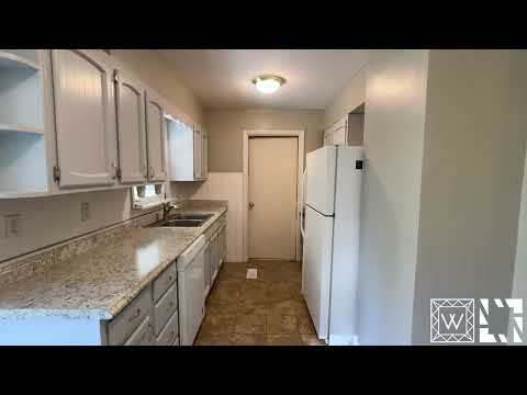 2105 NE Pursell Road, Gladstone, MO home video tour