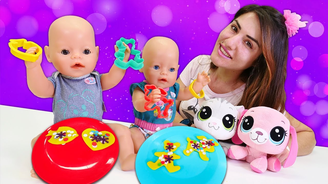 Play Doh oyun hamurundan muzlu kurabiye. Baby Born ikizlere bakıyoruz