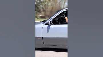 خلو عاشق يعشق و يدير ما بغا 