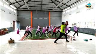 Senam aerobik untuk lansia GOR tegalwangi