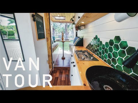 Video: 4 formas de estilizar las furgonetas Old Skool