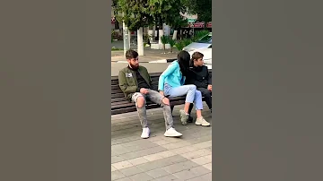 Girl Prank پسره داشت دوربین مخفی میگرفت دختره پا داد 