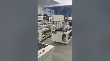 heat shrink wrapping film machine in warehouse
