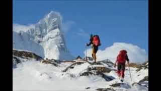 Video-Miniaturansicht von „Antònia Font - Alpinistes samurais“