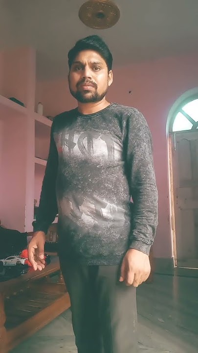 give-me-milk-main-tumhe-kela-dunga-double-meaning-prank-on-insta-model