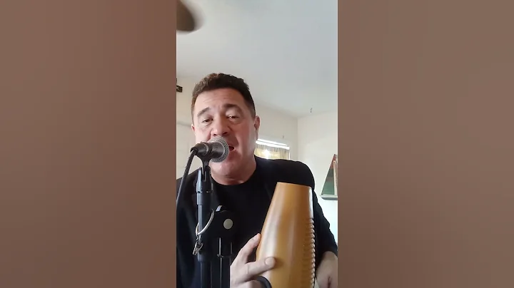 Alexis Cordova canta . youtube.com