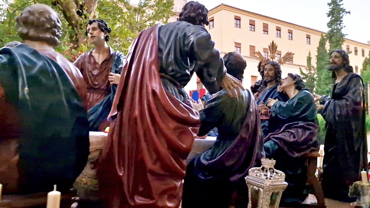 Salida de la Santa Cena - Traslado Magna de Granada