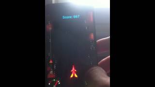 Space Race Tilt ( Free ) - Gameplay screenshot 1