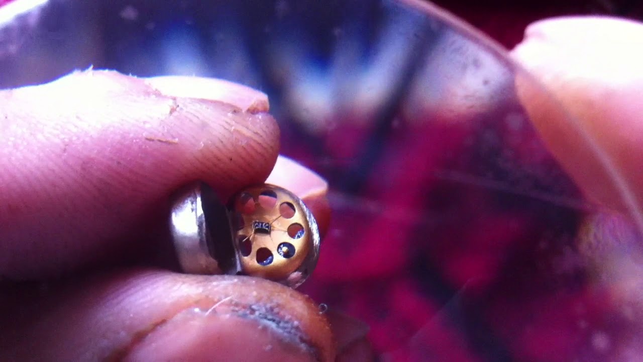 Что внутри в радиодеталях - К1НТ591 - YouTube