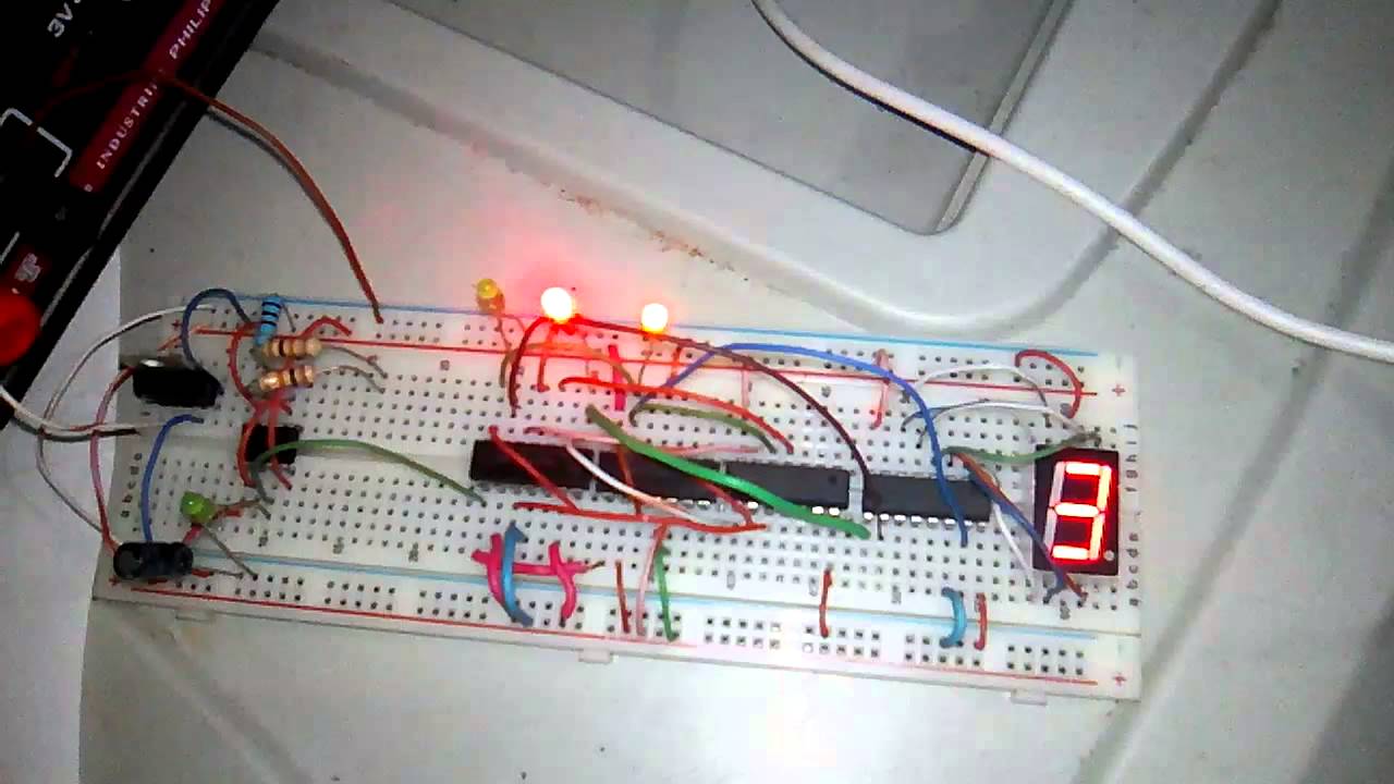 simple MOD-6 Breadboard Circuit - YouTube