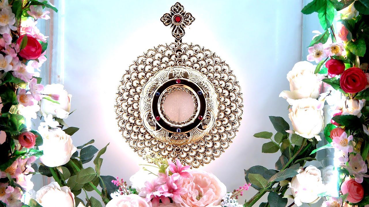 Perpetual Eucharistic Adoration From Divine Retreat Centre UK LIVE Perpetual eucharistic adoration from divine retreat centre uk live