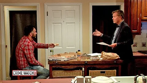 Man brings pizza to teens house, meets Chris Hansen instead