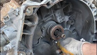 DIY guide I Wauxhall OPEL CORSA D 1.3 CDTI 90hp CLUTCH REPLACEMENT  How to removal gearbox Z13DTH