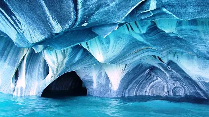 10 Most Amazing Caves in the World