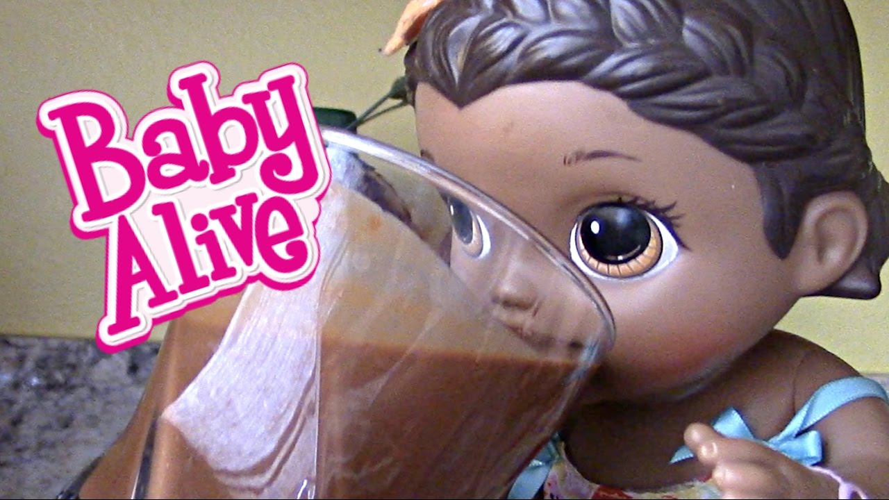 BABY ALIVE makes her own SMOOTHIE! The Lilly and Mommy Show! The