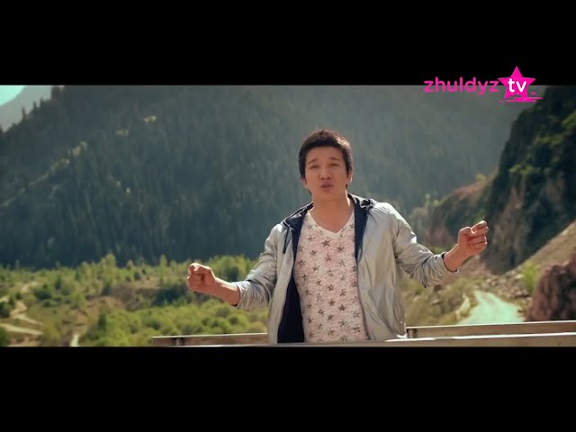 Валя Исакина, шлюха, өмірбаяны Әдемі кеуделер