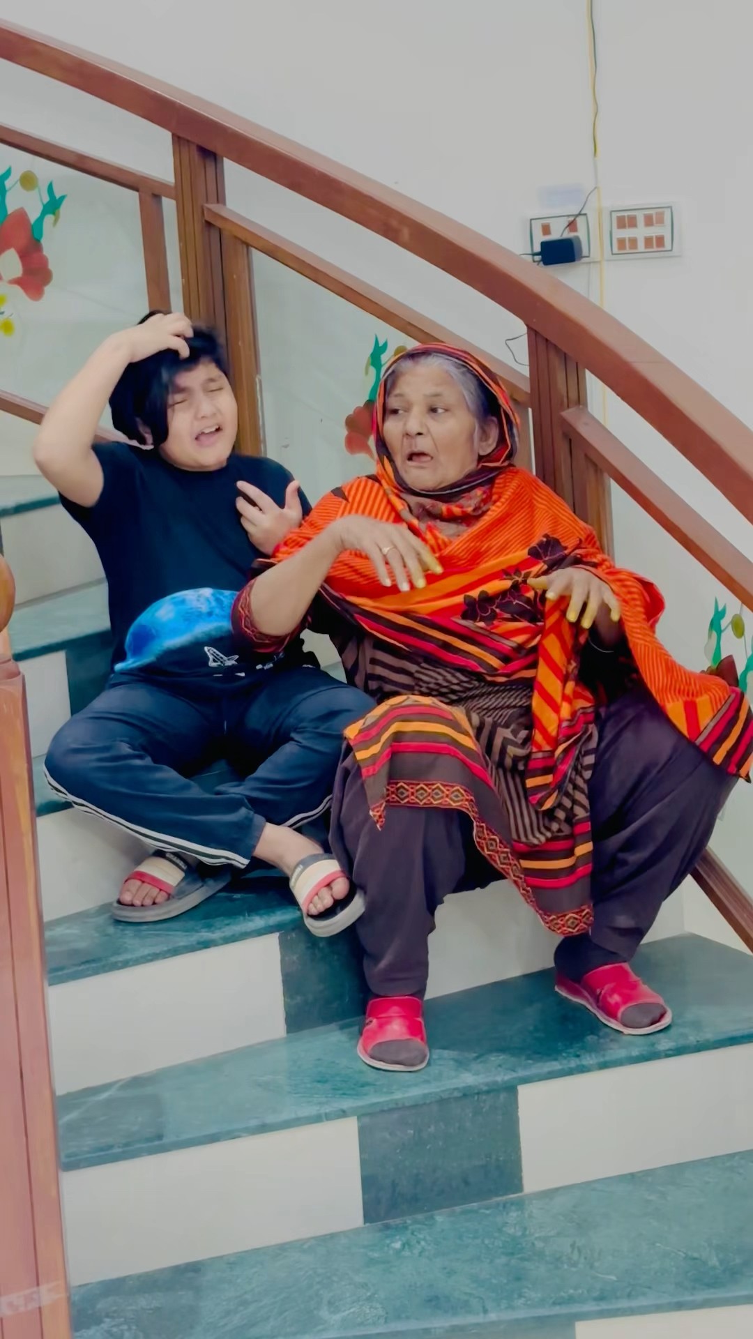 Hum dono pagal ha? #viralvideo #funny #trending #comedy #chotaalivlogs