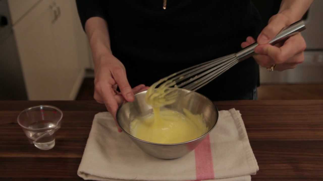 How to Make a Silky Aioli