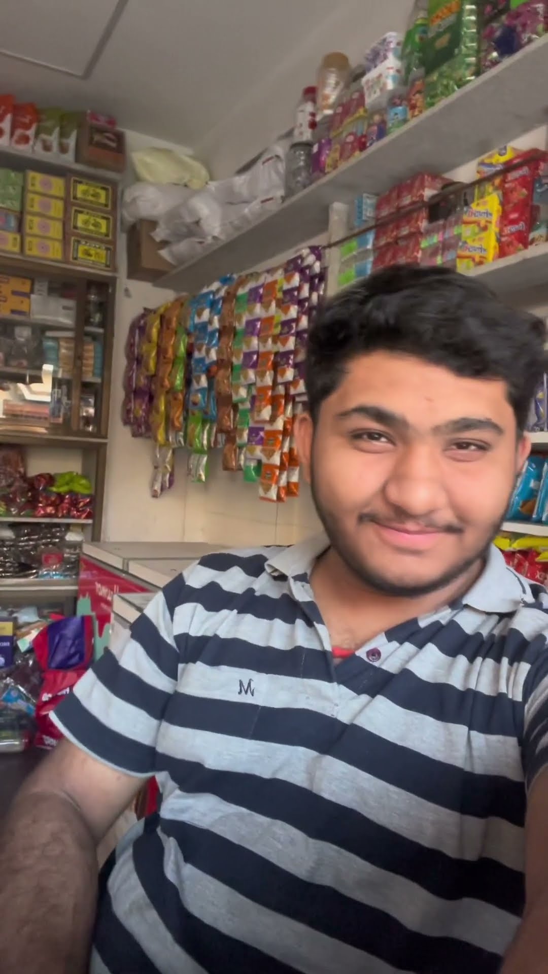 Unlimited pizza ? #shorts #youtubeshorts #viralvideo #minivlog