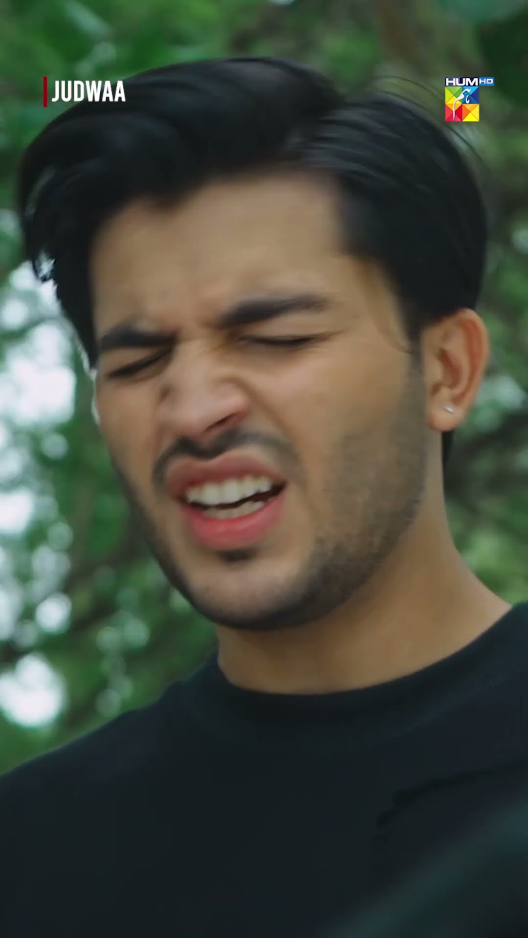 Mohabbat Boht Bari Cheez Hoti..! #ainaasif #adnanrazamir #judwaa #shortsfeed #shorts