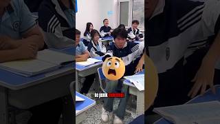 Murid Ketiduran, Bangunnya Bikin Murid Satu Kelas Ketawa