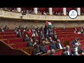 Un dput lfi brandit un drapeau palestinien  lassemble la sance interrompue  afp images