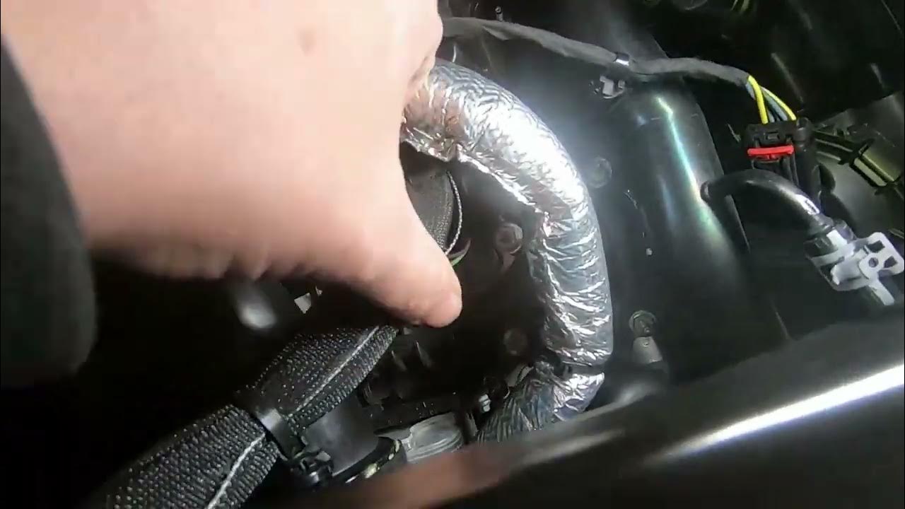 How to replace spark plugs on Ford Explorer ST 2020 - YouTube