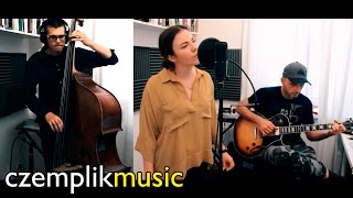 Video thumbnail of "Zielono mi - Karolina Łopuch & Maciek Czemplik (feat. Bartek Chojnacki)"