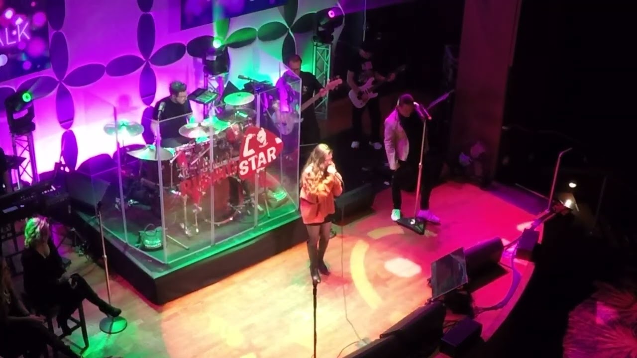 'Defying Gravity' at Rising Star Live Band Karaoke - Jenny - 2025-11-27