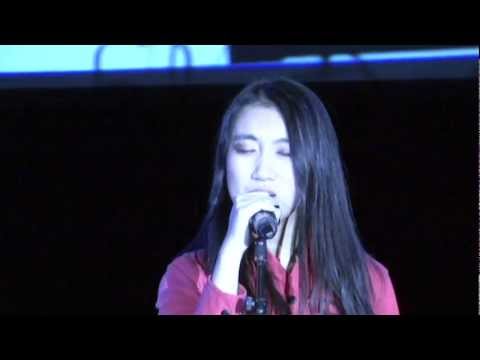 CSSA 2012 Spring Festival Celebration - Sweet Child O' Mine by Gong Wenmeng, Tian Lei, Sun Tianqi