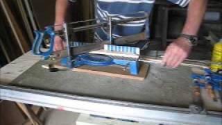 Utiliser La Scie Dencadreur