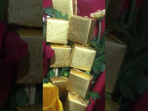 شوكولاتة و ورد باقة  اكسبلور شوكلاتة ورد