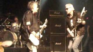 Leslie West and Michael Schenker Jam - Going Down