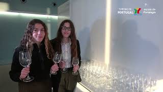 A Escola de Hotelaria e Turismo de de Portalegre deseja Boas Festas em vários dialetos e línguas