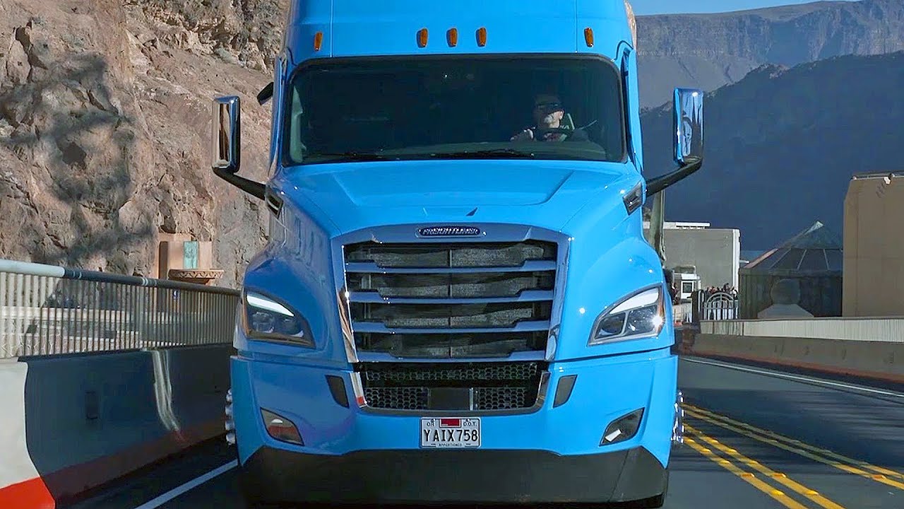 2020 Freightliner Cascadia 5 0 Automated Driving Features Demonstration