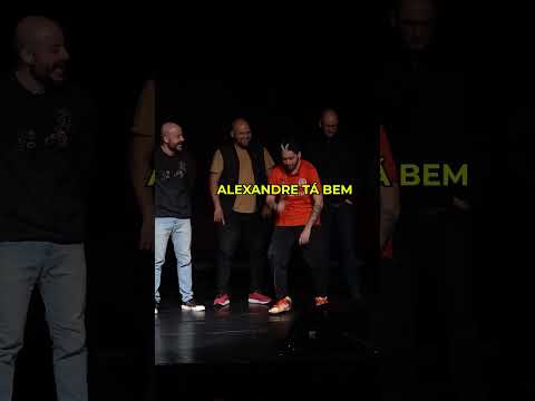 UMA INVASÃO DE CARECAS