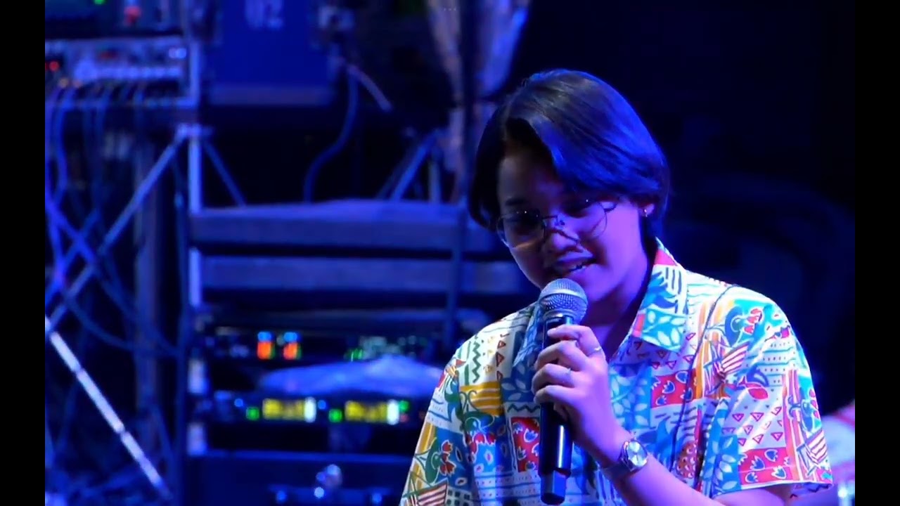 อายแสงนีออน cover by ต้นข้าว สุปรียา