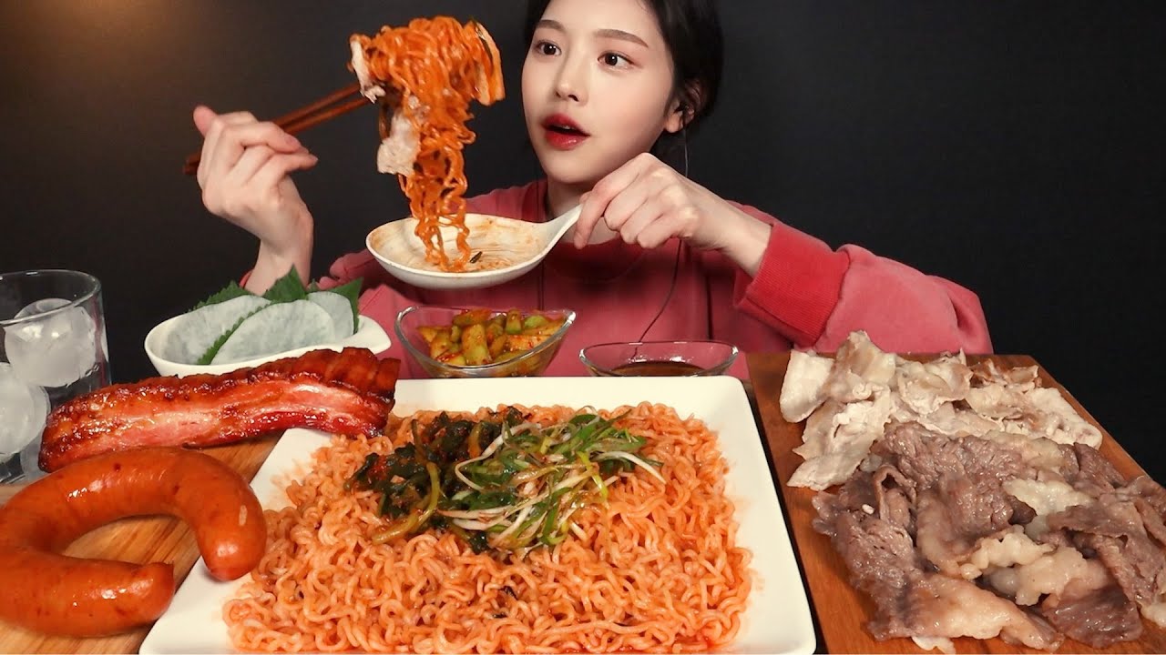 SUB)Bibimmyeon, Grilled Beef Brisket, Pork Belly, Kielbasa Sausage