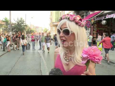 TURKEY: RIOT POLICE BREAK UP GAY PRIDE PARADE