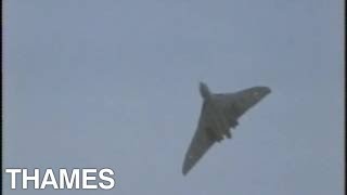 Vulcan Bomber Raf Flypast Air Show 1980S