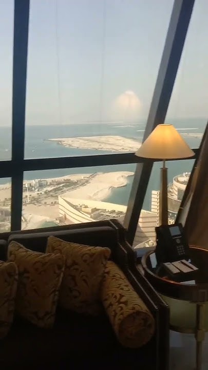 abu-dhabi-ka-sabse-mahanga-room-day-20000-dirham-youtube