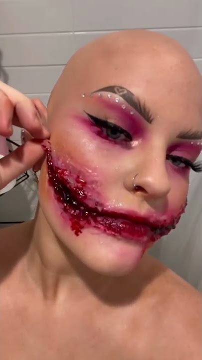 Special FX makeup is CRAZY 😂😅
