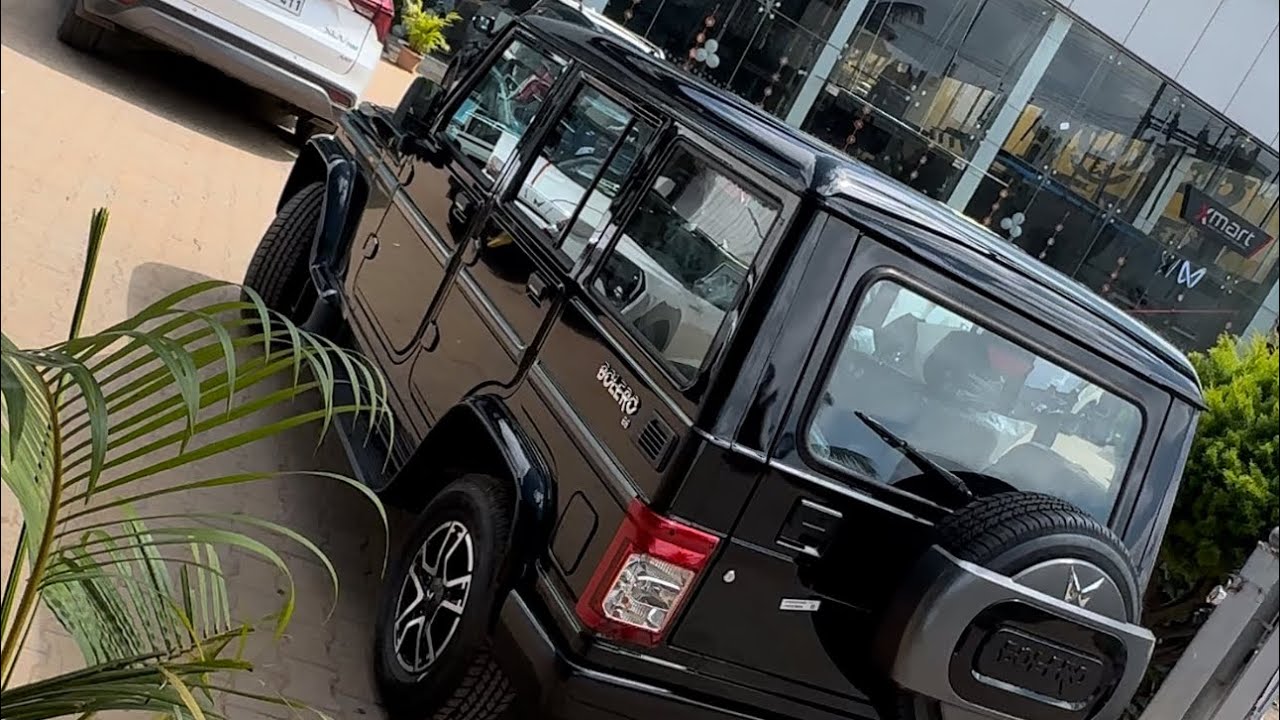 НОВЫЙ BOLERO B8 BOSS!!!!! Самый доступный дизельный 7-местный автомобиль. ❤️🖤 за 9,69 лакха.