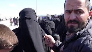 زوجات عناصر داعش في مخيم الهول بشمال وشرق سوريا  ، تهددن بعودة التنظيم