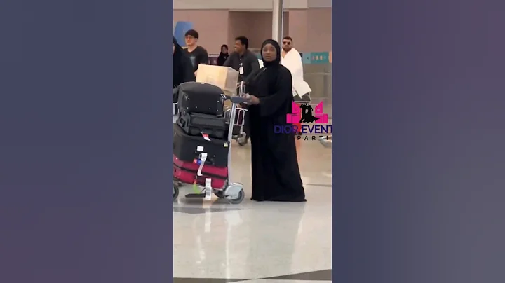 Alhaji Wasiu Alabi Pasuma and her daughter Wasila in Mecca 🕋 ❤️