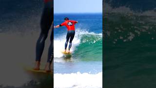 Old skool meets new skool #longboardsurfing